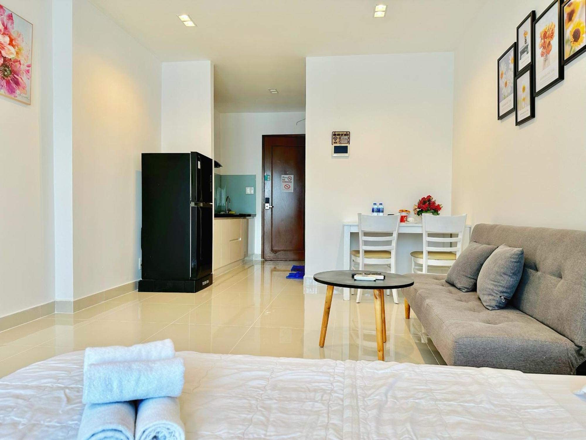Teddy Apartment At Sky Center Luxury Хошимин Экстерьер фото