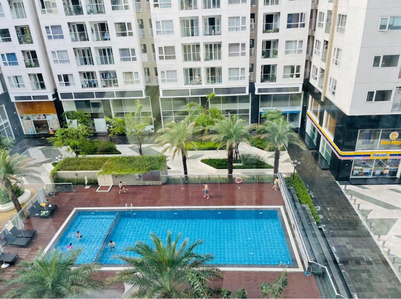 Teddy Apartment At Sky Center Luxury Хошимин Экстерьер фото
