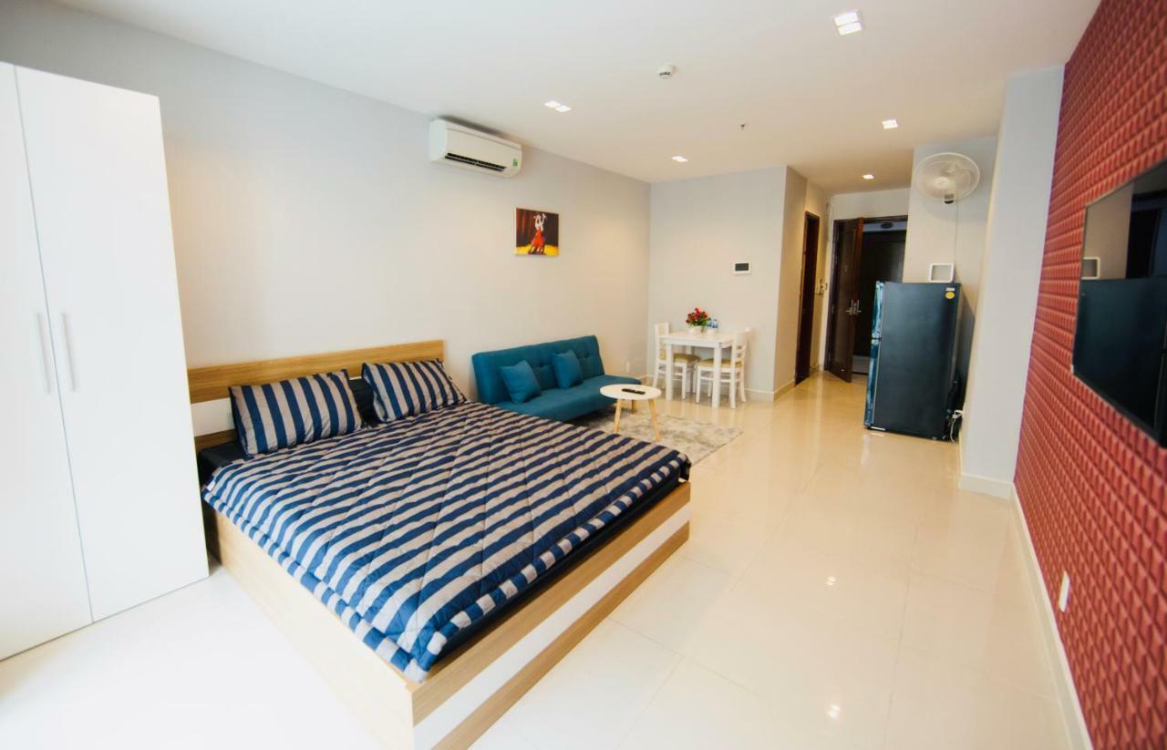 Teddy Apartment At Sky Center Luxury Хошимин Экстерьер фото
